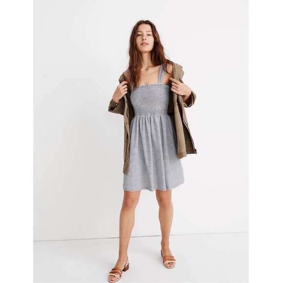 MADEWELL Texture & Thread Stripe Smocked Dress In Deep Navy Crinkle Gingham - Picture 5 of 10
